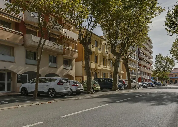 Апартаменты Poseidon By Interhome